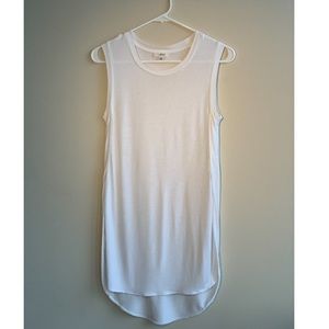 Wilfred open-sides tank